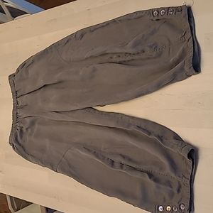 LIKE NEW Gertie Utility Cargo Elastic Waist Pants